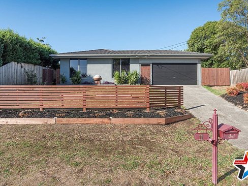 11 Coachmans Court Chirnside Park 3116