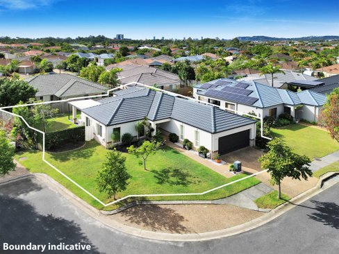 11 Corina Close, Robina QLD 4226