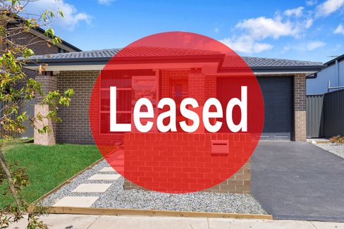 11 Cryptandra Street, DENHAM COURT NSW 2565