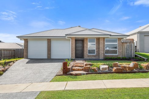 11 Damsel Street, CHISHOLM NSW 2322
