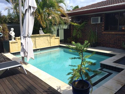 11 Davidson Place, CARRARA QLD 4211