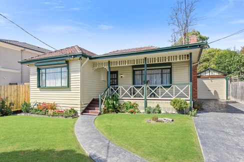 11 Dobell Street Blackburn South 3130