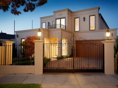 11 Dumblane Street Balwyn North 3104