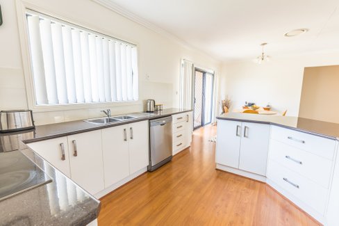 11 Edgeroy Street, TAMWORTH NSW 2340