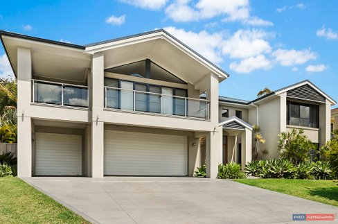 11 Fairwinds Avenue, LAKEWOOD NSW 2443