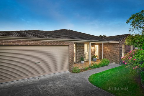 11 Gloucester Court Templestowe 3106