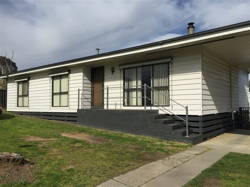 11 Harvey Street, WEST BENDIGO VIC 3550