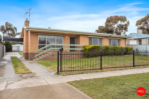 11 Hattam Street, GOLDEN SQUARE VIC 3555