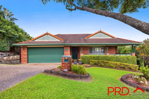 11 Henderson Rise, PACIFIC PINES QLD 4211