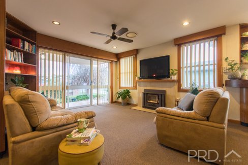 11 Herbert Street, TUMUT NSW 2720