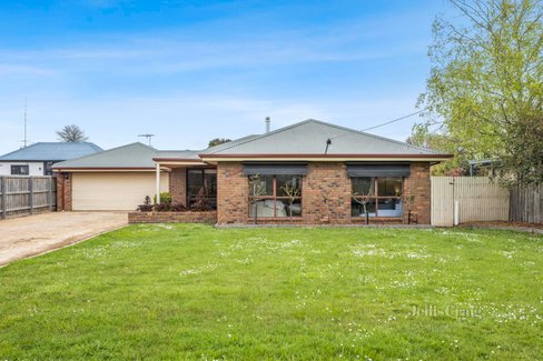 11 Howey Street Gisborne 3437