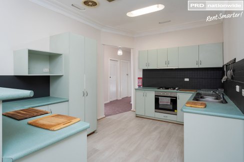 11 Karen Street, TOLLAND NSW 2650