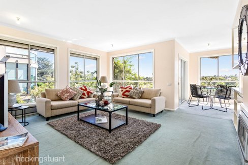 11 Kelvinside Street Balwyn North 3104