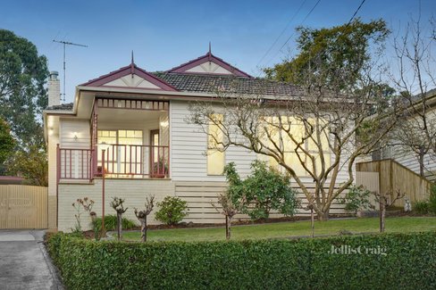 11 Leonard Street Burwood 3125