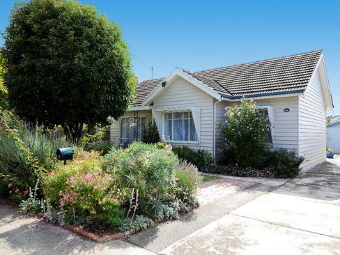 11 Little Avenue Hamlyn Heights 3215