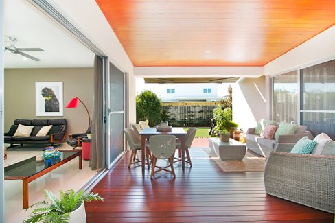 11 Lobelia Crescent, CASUARINA NSW 2487