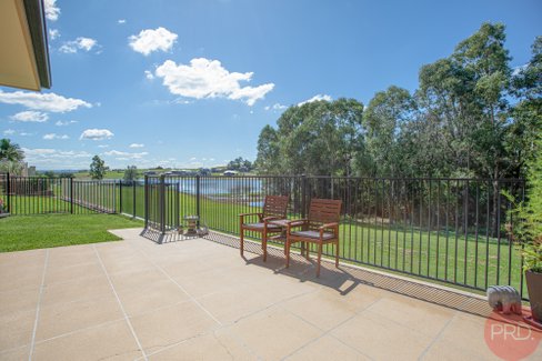 11 Lochend Circuit, EAST MAITLAND NSW 2323