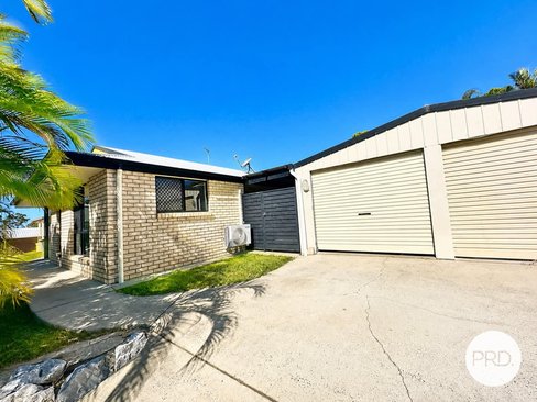 11 Lomandra Street, BOYNE ISLAND QLD 4680