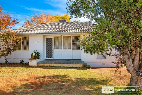 11 Lorraine Street, TAMWORTH NSW 2340