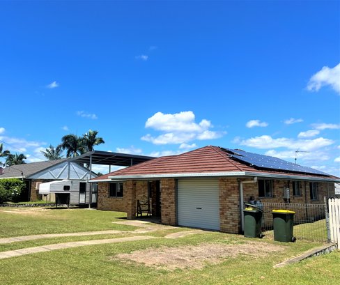11 Luton Street, TELINA QLD 4680
