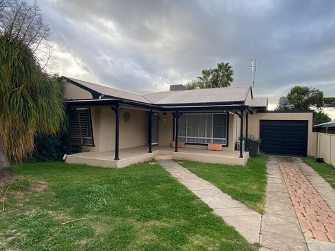 11 Market Street, TAMWORTH NSW 2340