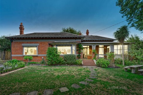 11 Marlborough Street Mont Albert 3127