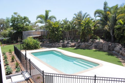 11 MARQUIS Court, TANNUM SANDS QLD 4680