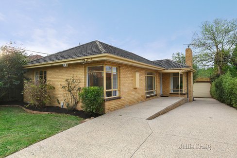 11 Normanby Road Bentleigh East 3165