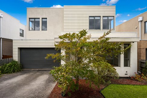 11 Ochre Place Mount Waverley 3149