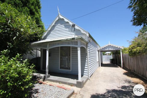 11 Princes Street North, BALLARAT EAST VIC 3350