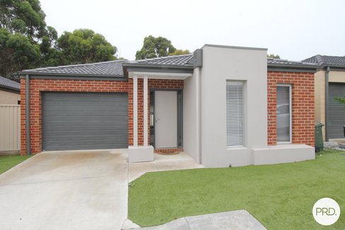 11 Rebellion Place, BALLARAT EAST VIC 3350