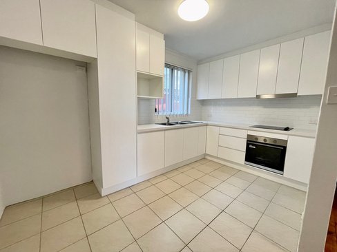 1/1 Remly Street, ROSELANDS NSW 2196