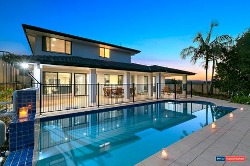 11 Royal View Close, BURLEIGH HEADS QLD 4220
