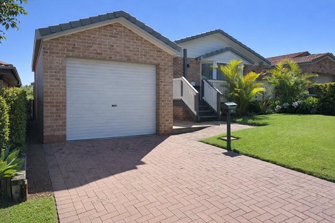 11 Sanderson Road, KANAHOOKA NSW 2530