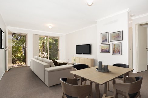 11 Silky Oak Court, OXENFORD QLD 4210