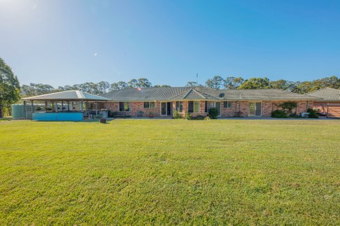 11 Storks Rd, GLEN OAK NSW 2320