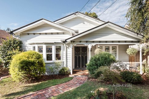 11 Sumner Avenue Northcote 3070