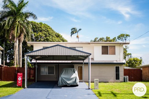 11 The Barons Drive, ANDERGROVE QLD 4740