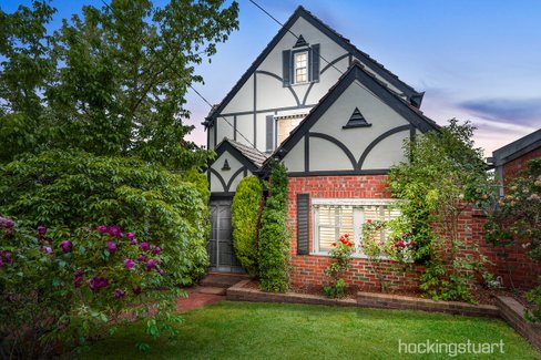 11 Theodore Street Surrey Hills 3127