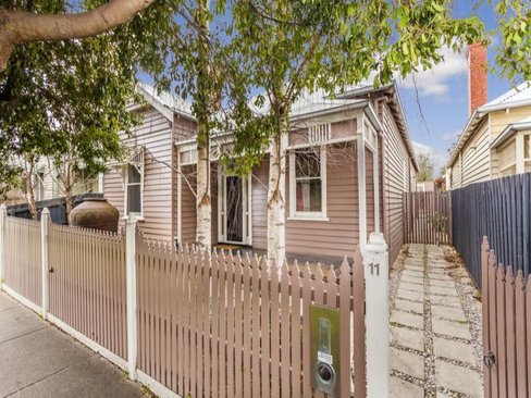 11 Thorne Street, East Geelong