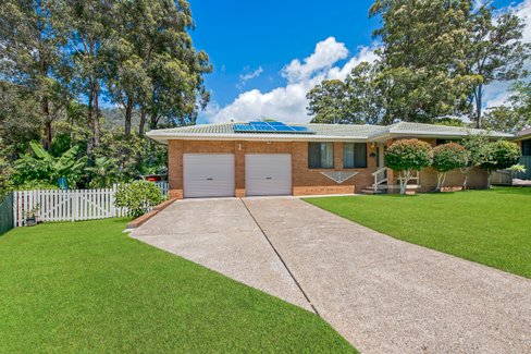 11 Victoria Place, WEST HAVEN NSW 2443