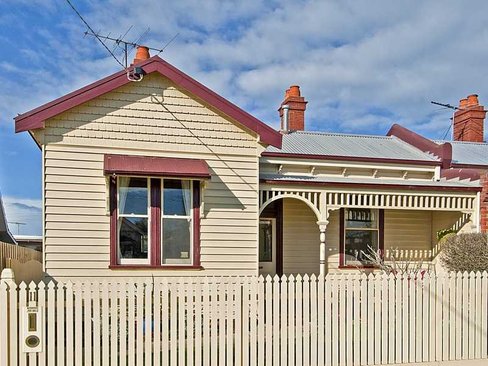 11 Virginia Street Newtown 3220