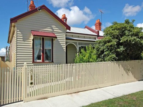 11 Virginia Street Newtown 3220