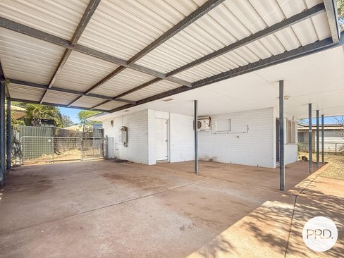 11 White Court, BAYNTON WA 6714