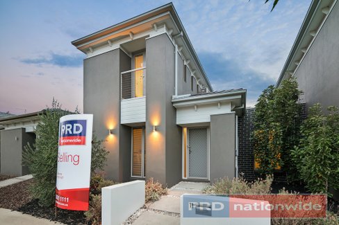 11 Willoby Drive, ALFREDTON VIC 3350