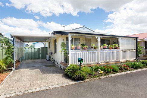 11 Willow Crescent, KANAHOOKA NSW 2530