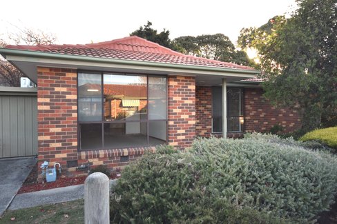 1/10-12 Urana Street Kilsyth 3137