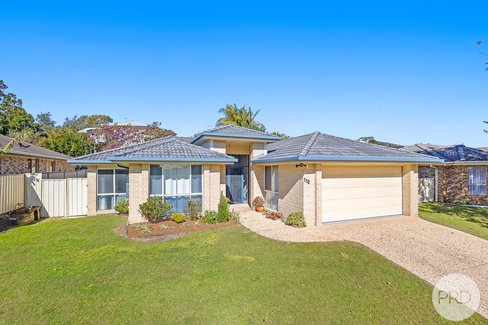110 Bagnall Beach Road, CORLETTE NSW 2315