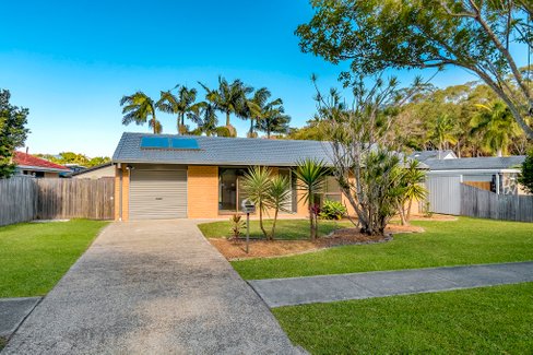 110 Bardon Avenue, MIAMI QLD 4220