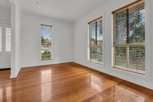 1/10 Cooper Street Brunswick West 3055